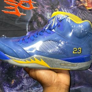 Jordan 5 “Laney” Size 10.5